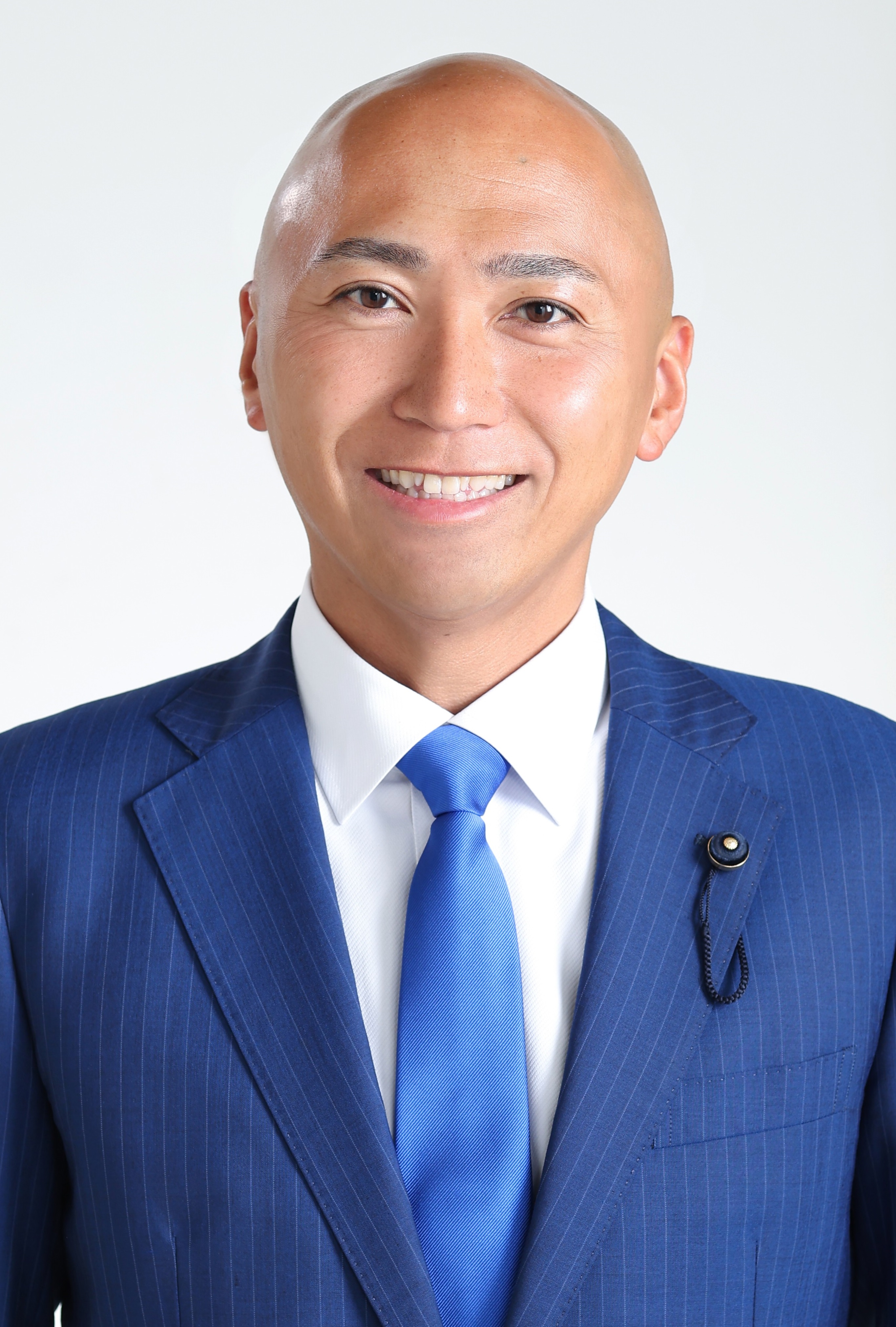 兵庫県議会公式プロフィール掲載の太田 やすふみ氏の顔写真